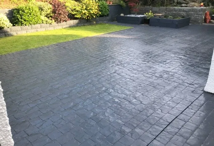 Stamped concrete backyard patio