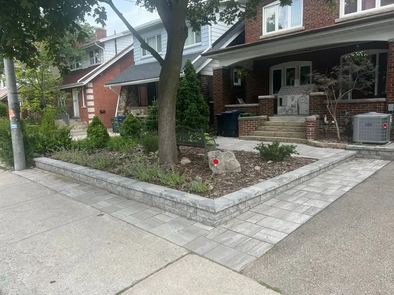 Interlock retaining wall build